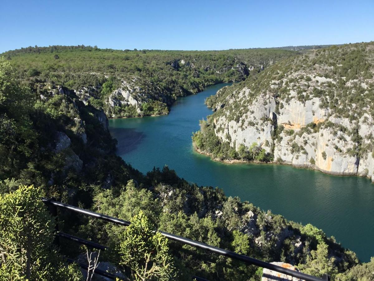 Le Romarin-Topdestination-Aups Esterno foto